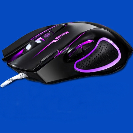 Ергономична геймърска мишка в бял и черен цвят 2400 DPI