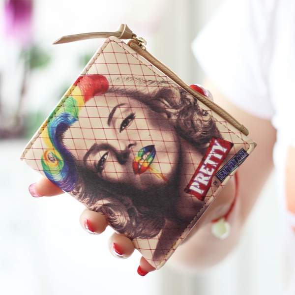 Дамски портфейли с различни анимации - 20 модела