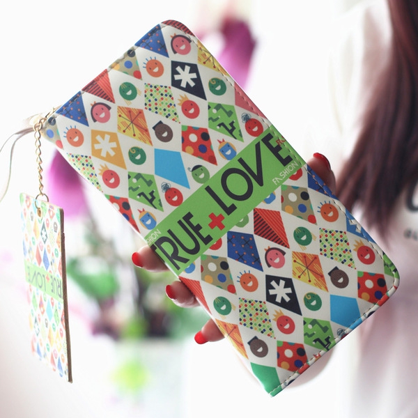 Дамски портфейли с различни анимации - 20 модела