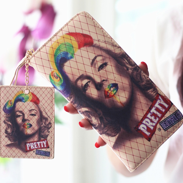 Дамски портфейли с различни анимации - 20 модела