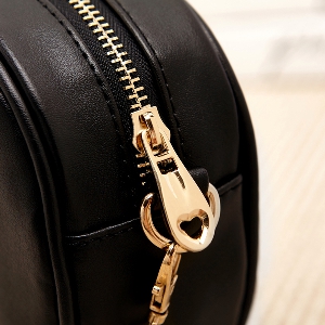 Дамска чанта с верижна дръжка - тип куфарче