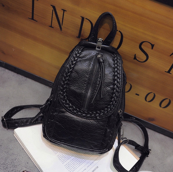 Γυναικείο δερμάτινο σακίδιο με μαύρο δύο μοντέλα