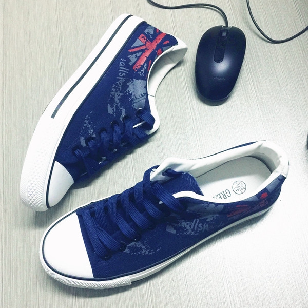 Ανδρικά παπούτσια - διαφορετικά μοντέλα για τον αθλητισμό και την καθημερινή ζωή