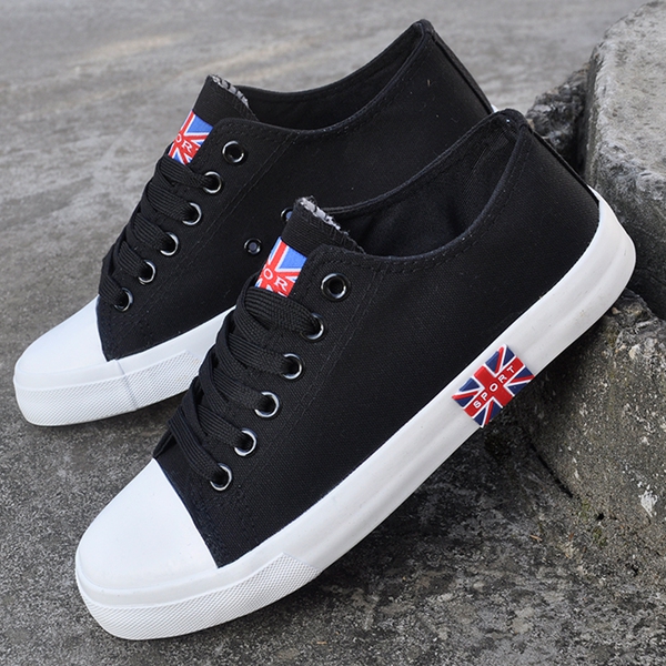 Ανδρικά παπούτσια - διαφορετικά μοντέλα για τον αθλητισμό και την καθημερινή ζωή