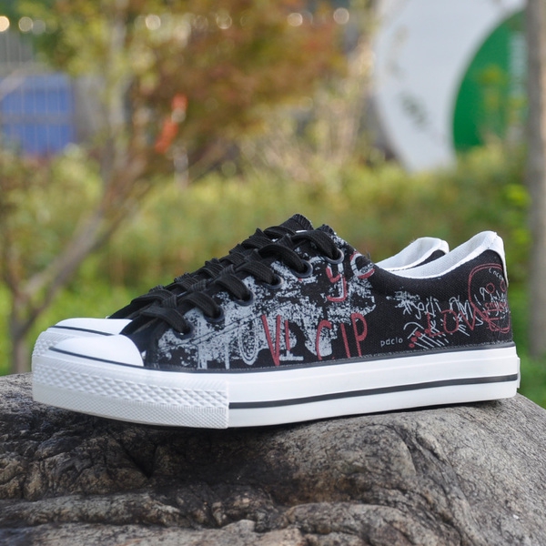 Ανδρικά παπούτσια - διαφορετικά μοντέλα για τον αθλητισμό και την καθημερινή ζωή