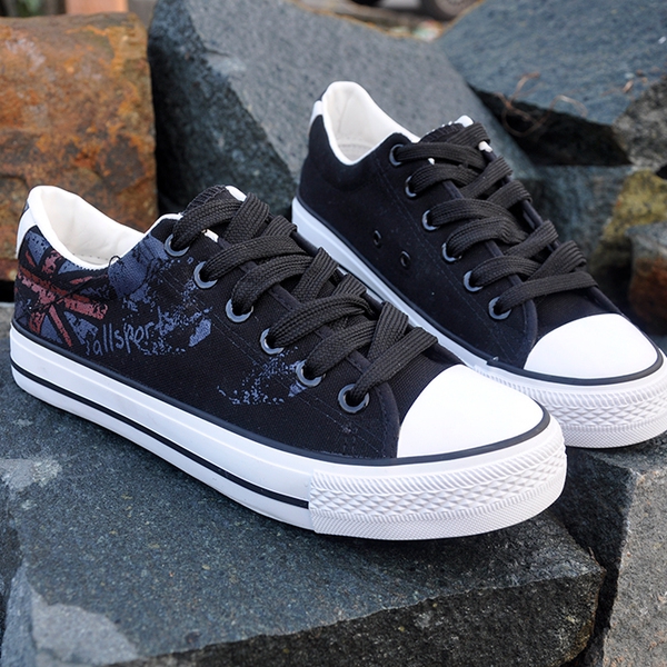 Ανδρικά παπούτσια - διαφορετικά μοντέλα για τον αθλητισμό και την καθημερινή ζωή