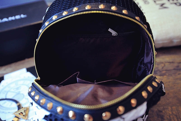 Γυναικείο σακίδιο σε 2 χρώματα λευκό και κόκκινο