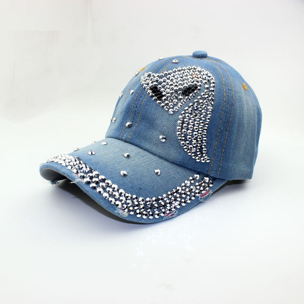 Дамски дънкови шапки с козирка и различни надписи с кристали - стил Ърбан