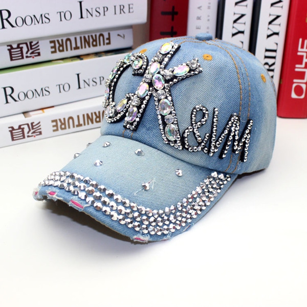 Дамски дънкови шапки с козирка и различни надписи с кристали - стил Ърбан