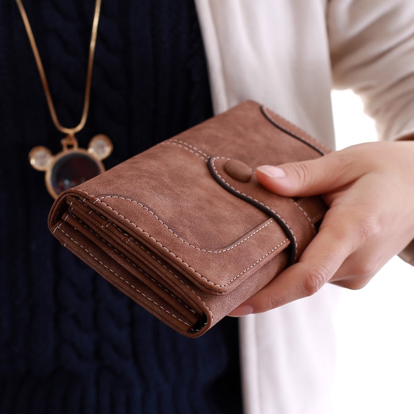 Дамски портфейли в черен,бежов,зелен,цикламен,кафяв и син цвят