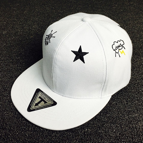 Οι γυναίκες το καλοκαίρι καπέλα προσωπίδα - λευκό και μαύρο μοτίβο με τα αυτιά