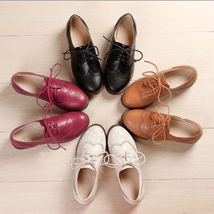  Ρετρό παπούτσια Οξφόρδη - Τέσσερα χρώματα.