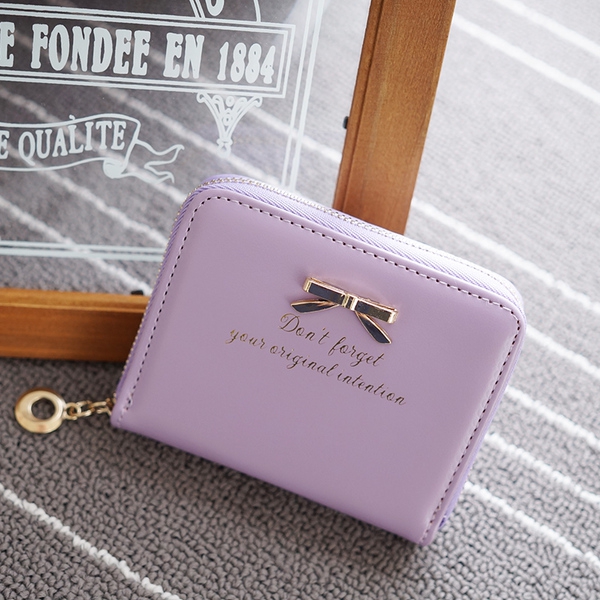 Οι γυναίκες πορτοφόλια σε μαύρο, ροζ, πράσινο, μπλε, μοβ, μπεζ και πορτοκαλί - 16 μοντέλα