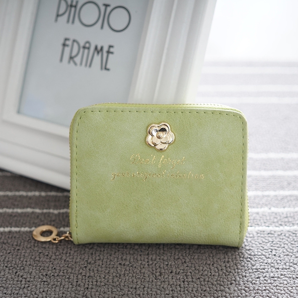 Οι γυναίκες πορτοφόλια σε μαύρο, ροζ, πράσινο, μπλε, μοβ, μπεζ και πορτοκαλί - 16 μοντέλα