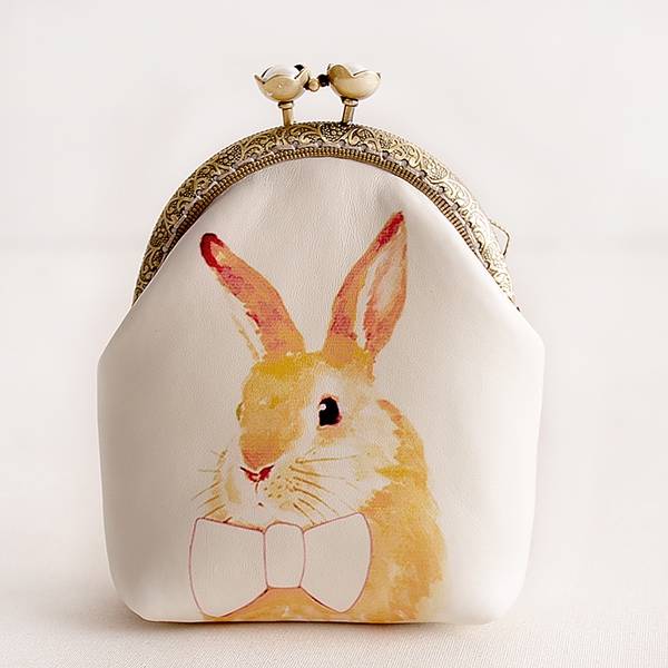 Дамски портфейли в ретро стил - 11 модела