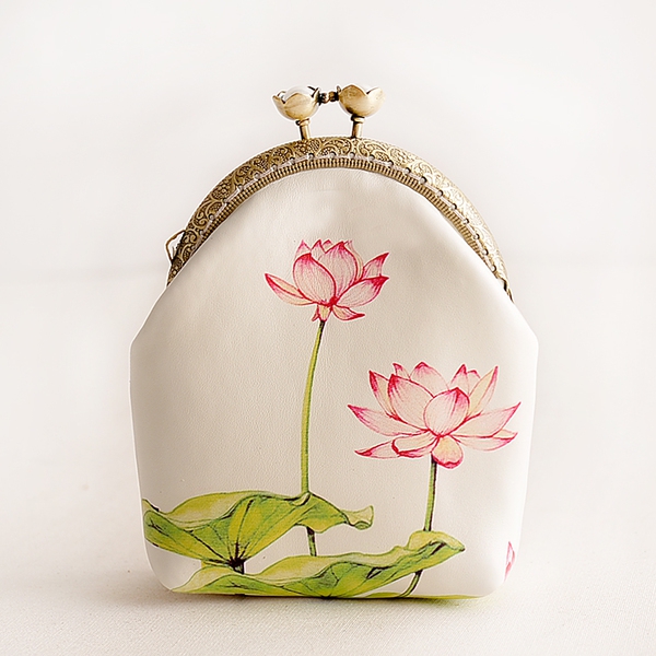 Дамски портфейли в ретро стил - 11 модела