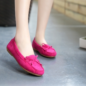 Пролетни  велурени обувки -два модела шест цвята.