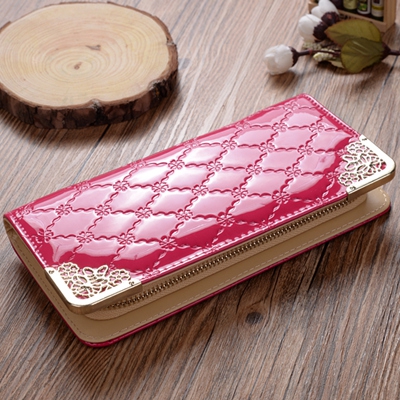 Дамски портфейли с гланцирана повърхност в розов,син,жълт и бял цвят