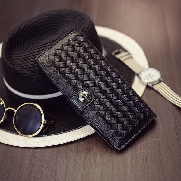 Дамски портфейли в бял,черен,розов,жълт,син,кафяв и сив цвят 