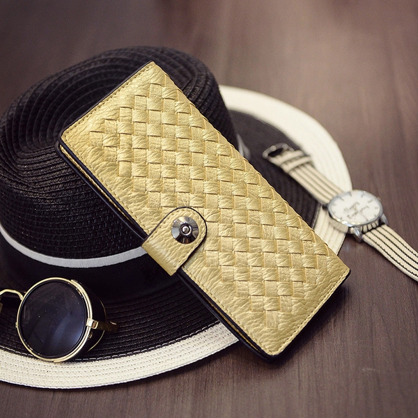 Дамски портфейли в бял,черен,розов,жълт,син,кафяв и сив цвят 