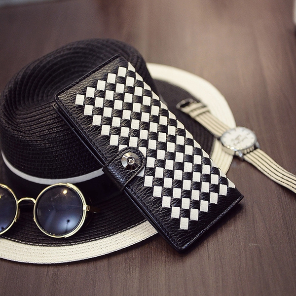 Дамски портфейли в бял,черен,розов,жълт,син,кафяв и сив цвят 