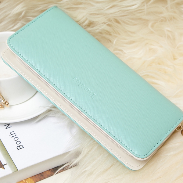 Дамски портфейл в зелен,лилав,розов и черен цвят