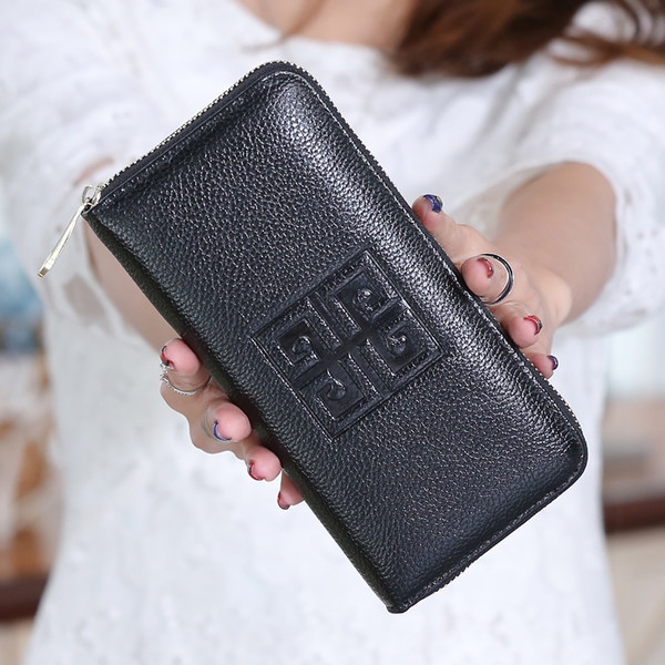 Γυναικείο πορτοφόλι σε ασημί, μαύρο, ροζ, κόκκινο, φούξια, μπλε και κίτρινο