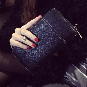 Дамски портфейл от изкуствена кожа в червен,сив и черен цвят
