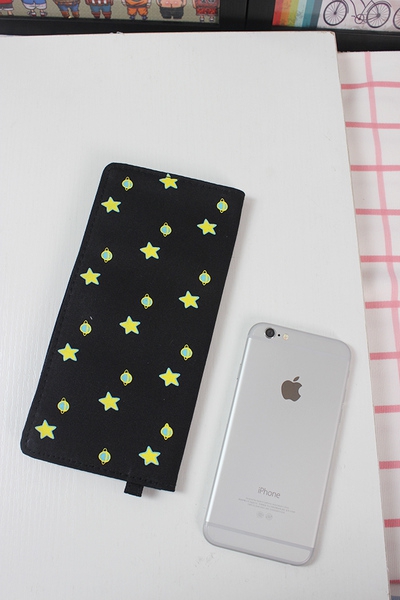 Γυναικεία πορτοφόλια σε μπλε, κόκκινο, μαύρο, κίτρινο και λευκό - 5 μοντέλα