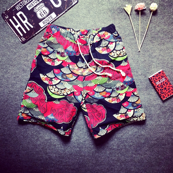 σύντομη παντελόνι παραλία το καλοκαίρι ανδρών - 14 μοντέλα