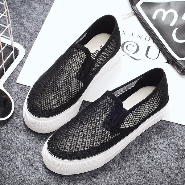 Γυναικεία καλοκαιρινά αναπνεύσιμα παπούτσια - μαύρα και άσπρα - κατάλληλα για τη  καθημερινή ζωή και beach-top model