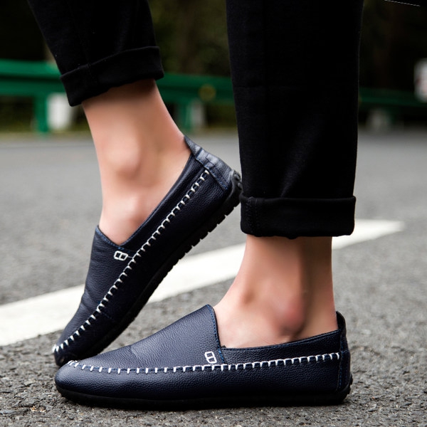 Ανδρικά μοκασίνια για την άνοιξη και το φθινόπωρο - ρετρό μοτίβα σε διάφορες παραλλαγές - μαύρο, μπλε, λευκό, καφέ χρώμα