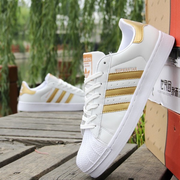 Ανδρικά παπούτσια - για την άνοιξη, καλοκαίρι και το φθινόπωρο - ραμμένο με κατασκευή από ύφασμα και δέρμα - διάφορα κορυφαία μο