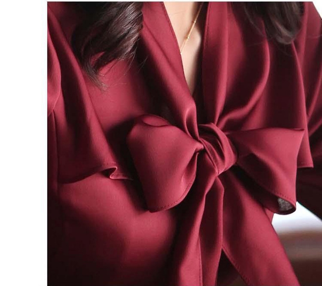 Елегантна дамска блуза 