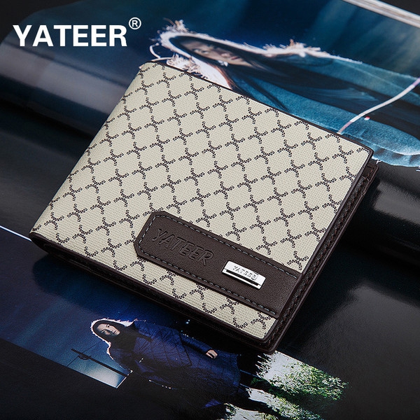 Πορτοφόλι των ανδρών σε λευκό και καφέ χρώμα