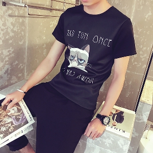 Ανδρικά μαύρο T-shirt με κοντά μανίκια γατάκι εικόνα