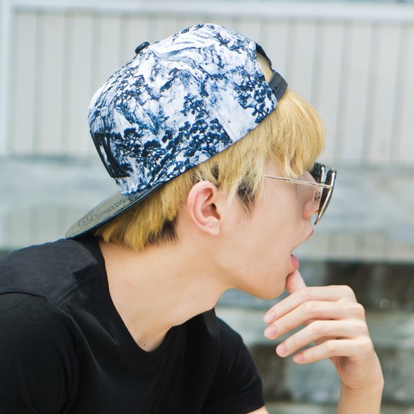 Αντρικά καπέλα με γείσο στιλ αστικών-