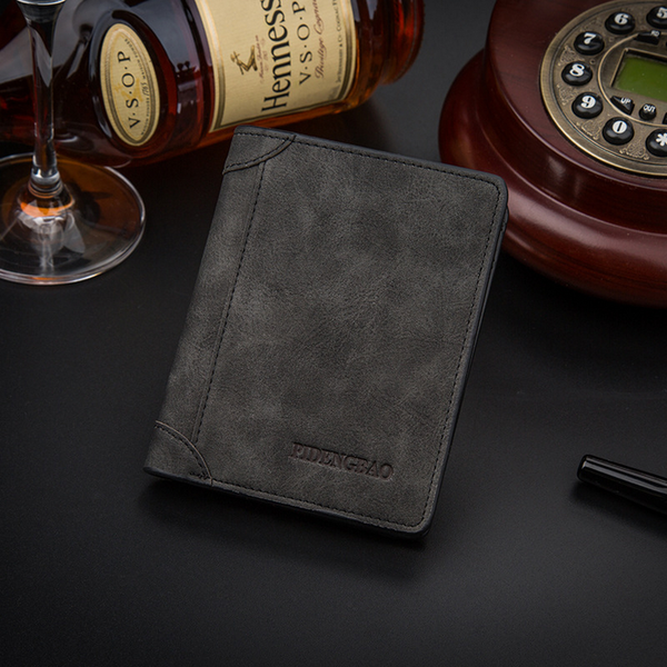 Πορτοφόλι των ανδρών σε γκρι, μαύρο και καφέ - 6 μοντέλα