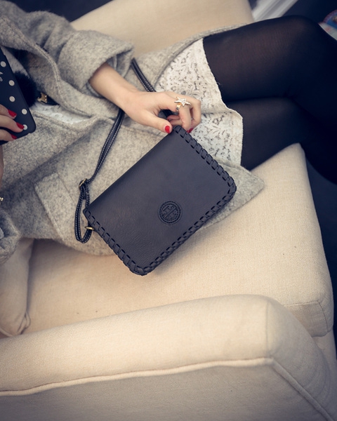 Γυναικείες μίνι τσάντες σε διάφορα μοντέλα - κόκκινο, πράσινο, καφέ