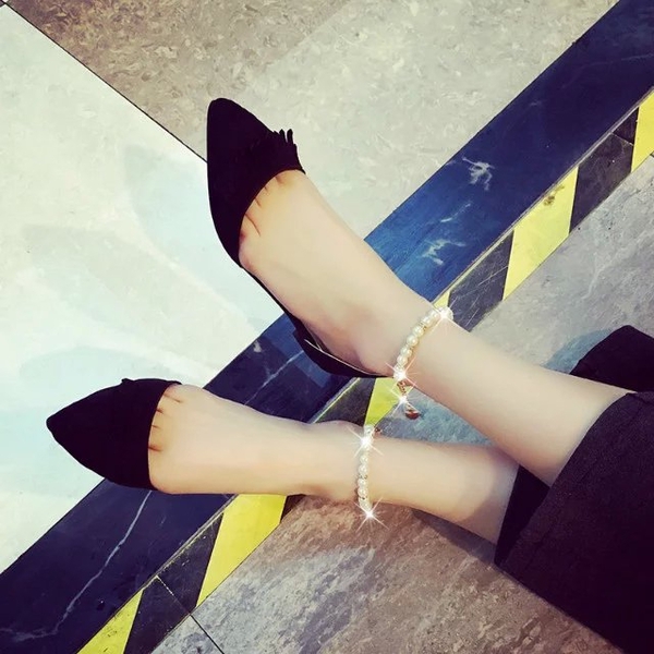 Γυναικεία παπούτσια από σουέτ με μαργαριτάρι