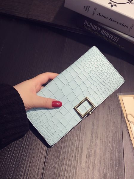 Γυναικείο πορτοφόλι από συνθετικό δέρμα σε γκρι, μαύρο, μπλε, ασημί, χρυσό, φούξια, ροζ και μοβ - 10 μοντέλα