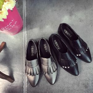 Дамски леки обувки в ретро стил с ресни в два цвята