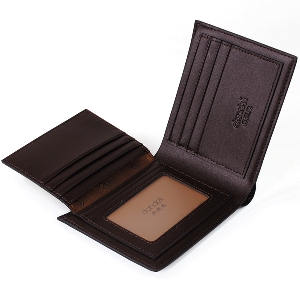 Мъжки портфейл от изкуствена кожа в 2 топ цвят - черен и кафяв