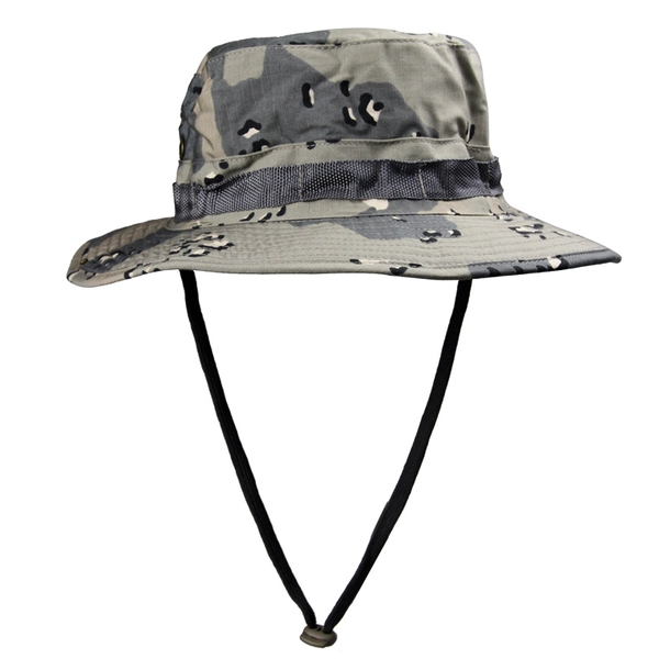 Дамски и мъжки камуфлажни шапки подходящи за алпинизъм лов и риболов