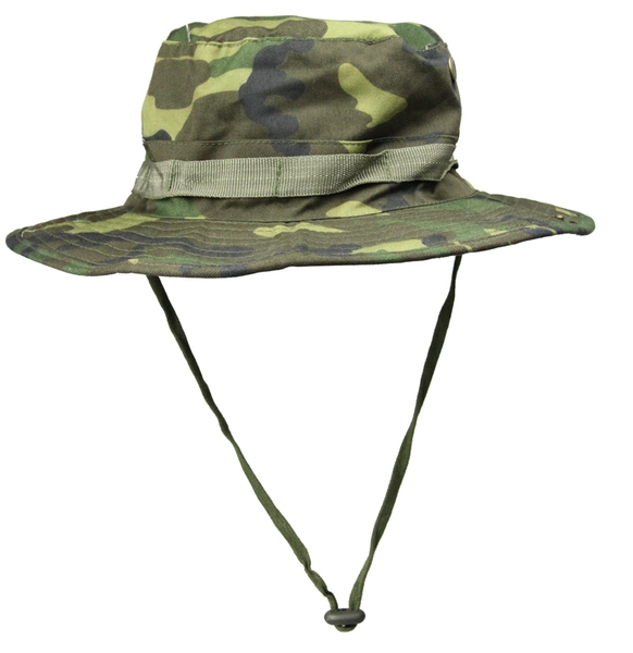 Дамски и мъжки камуфлажни шапки подходящи за алпинизъм лов и риболов