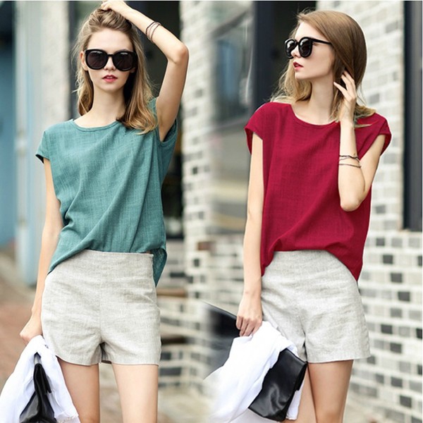 Дамски летен фешън комплект от блуза с къс ръкав и шорти в два модела - виненочервен и зелен цвят