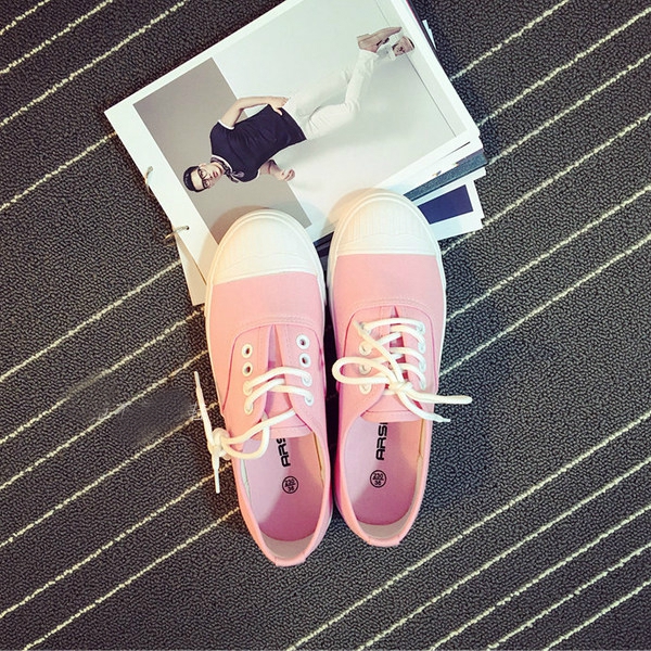 Γυναικεία  αθλητικά παπούτσια 