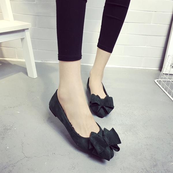 Γυναικεία παπούτσια από σουέτ με κορδέλα σε χρώμα - μπορντό, πράσινο και μαύρο