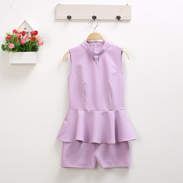 Οι γυναίκες που από πάνω και κοντά σορτς - 6 μοντέλα για καυτό καλοκαίρι