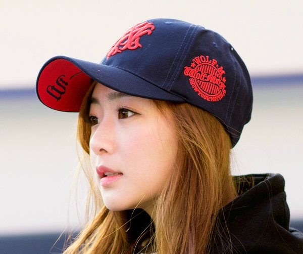 Καπέλα σε διάφορα χρώματα - 23 μοντέλα